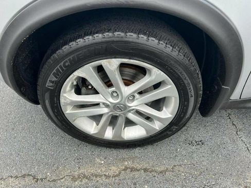 Used 2014 Nissan Juke S image 10