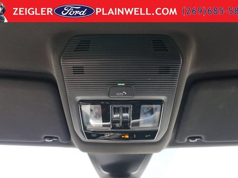 Used 2025 Volkswagen Atlas Cross Sport SEL Premium R-Line AWD/4WD image 36