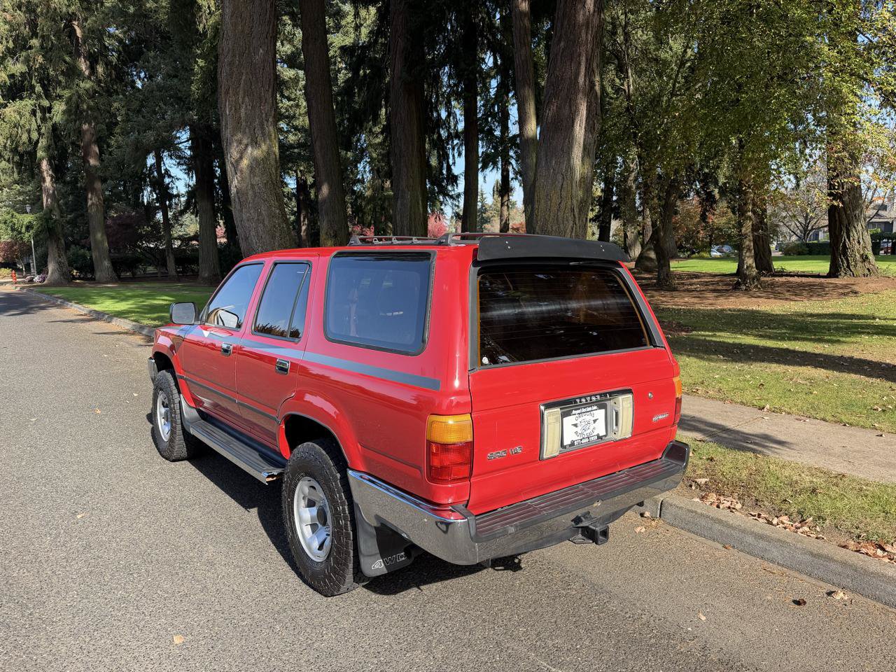 Used 1990 Toyota 4Runner SR5 AWD/4WD image 9