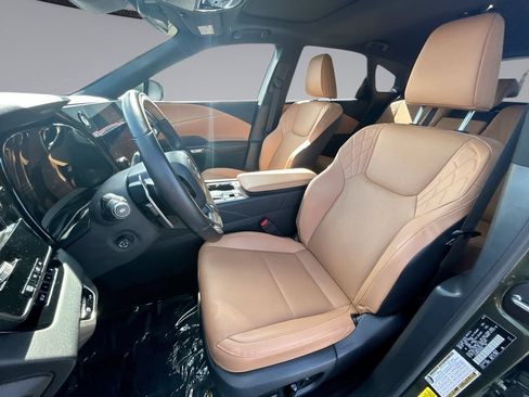 Used 2025 Lexus RX 350 Premium w/ Accessory Package (Z1) FWD image 28