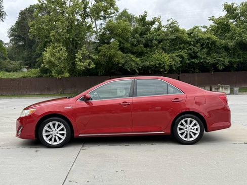 Used 2012 Toyota Camry XLE w/ Convenience Pkg FWD image 26