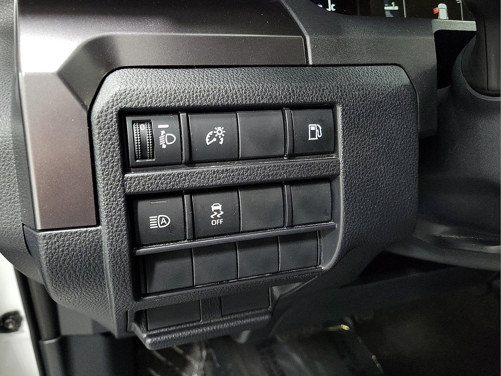 Certified 2025 Toyota 4Runner SR5 AWD/4WD image 13