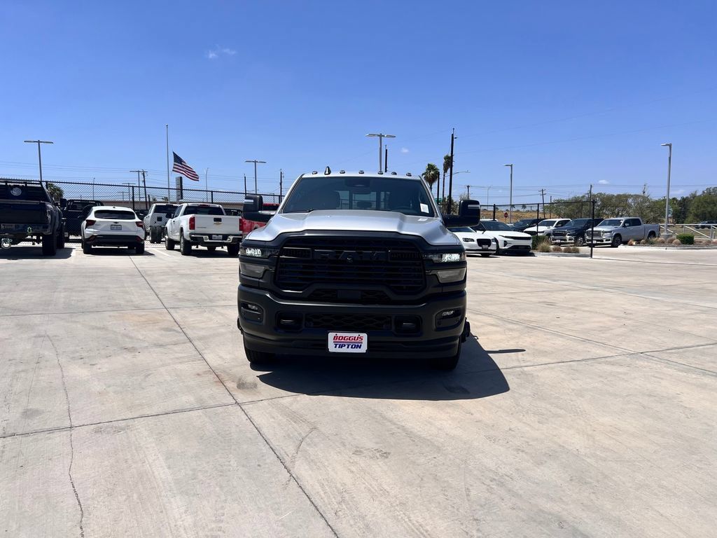 New 2026 RAM 3500 Tradesman AWD/4WD image 9