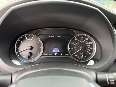 Used 2022 INFINITI QX50 Pure FWD image 9