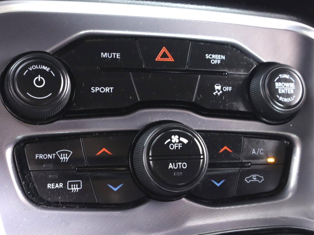 Used 2021 Dodge Challenger SXT RWD image 25