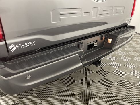 Used 2022 Ford F150 XLT w/ Equipment Group 302A High image 6