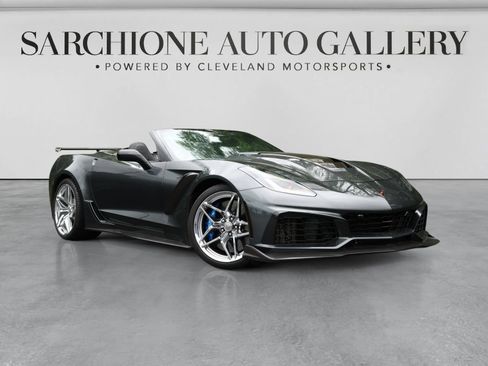 Used 2019 Chevrolet Corvette ZR1 RWD image 13