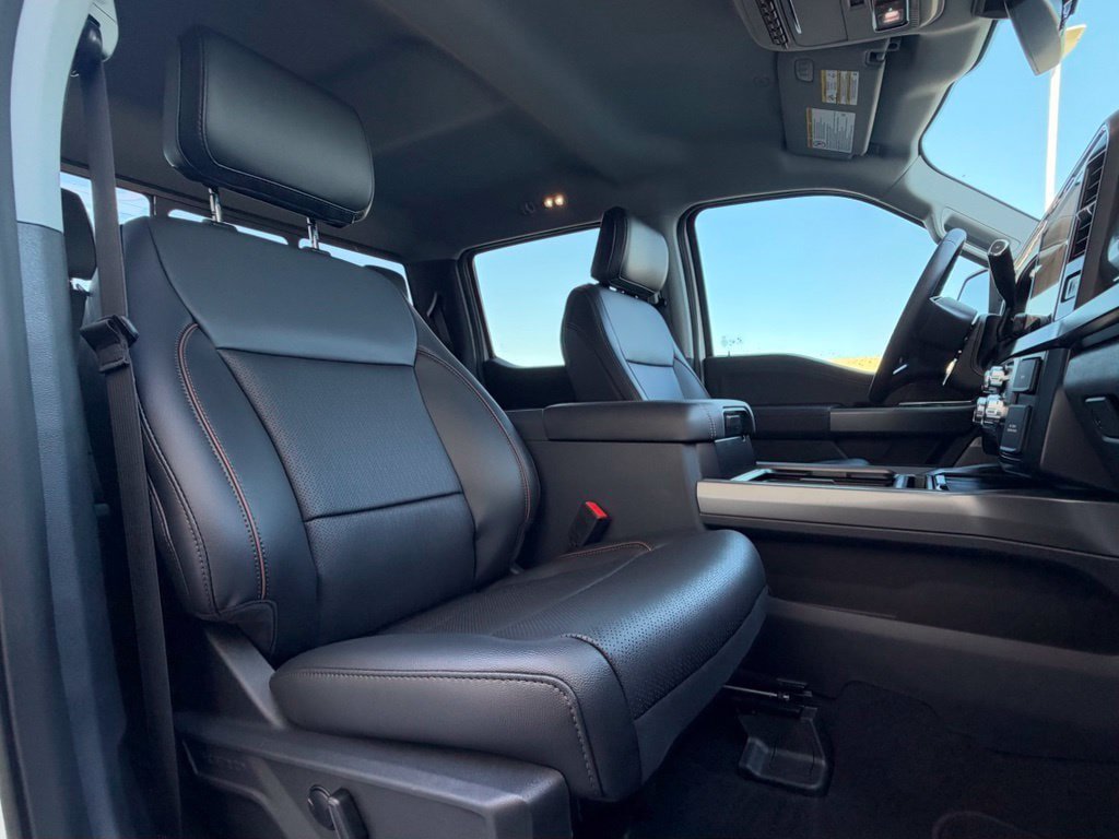 New 2026 Ford F350 Lariat w/ Black Appearance Package AWD/4WD image 24