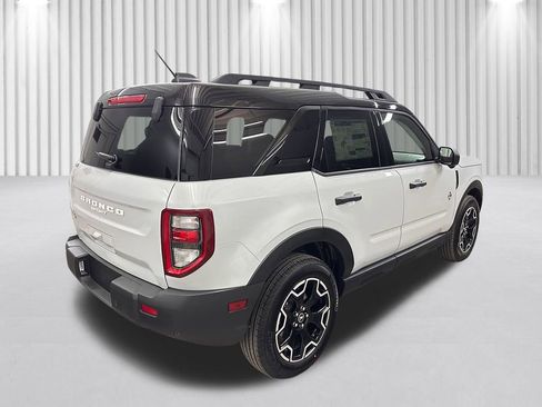 New 2026 Ford Bronco Sport Outer Banks w/ Outer Banks Tech Package+ AWD/4WD image 5