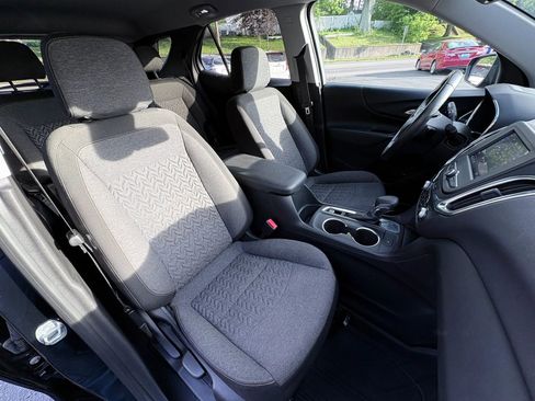 Used 2022 Chevrolet Equinox LT FWD image 22