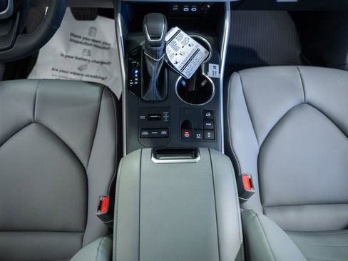 New 2026 Toyota Highlander XLE AWD/4WD image 27