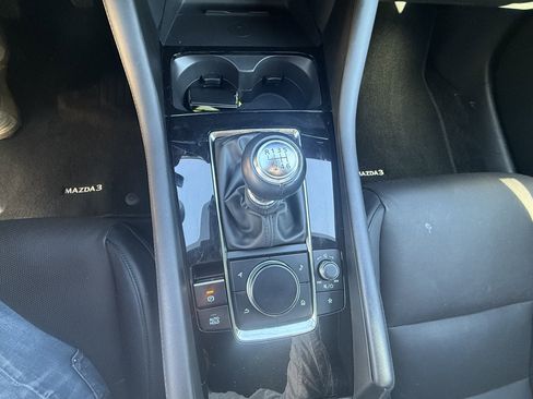 Used 2024 MAZDA MAZDA3 s image 15