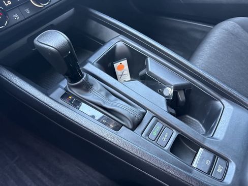 Certified 2025 Honda Accord SE image 29