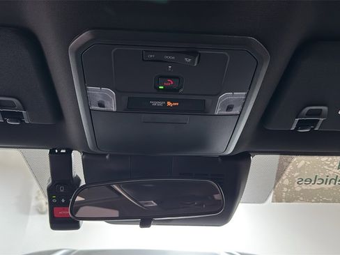 Certified 2024 Toyota Tacoma SR image 11