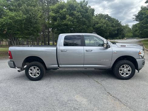 Used 2024 RAM 2500 Laramie w/ Safety Group AWD/4WD image 4