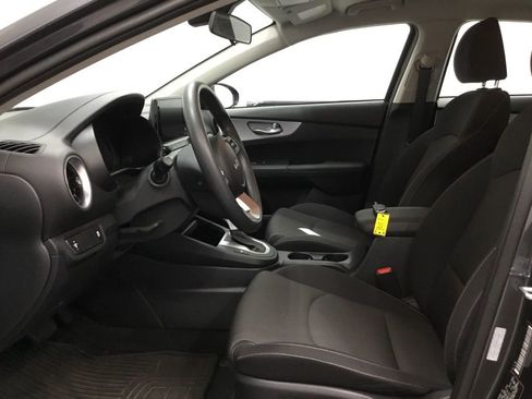 Used 2024 Kia Forte LXS image 5