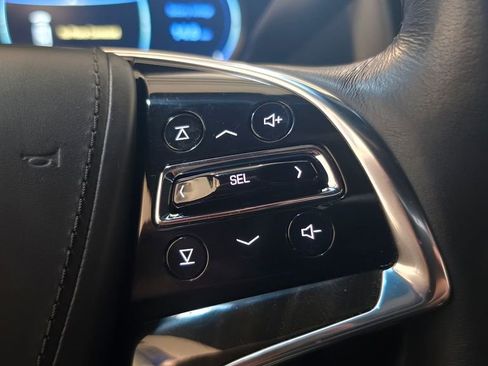 Used 2019 Cadillac Escalade Platinum AWD/4WD image 39