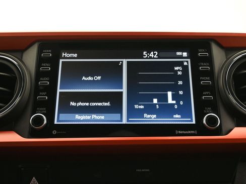 Used 2020 Toyota Tacoma TRD Off-Road image 28