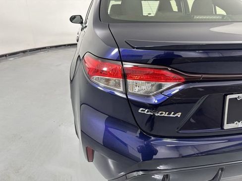 Used 2024 Toyota Corolla SE w/ SE Package AWD/4WD image 30