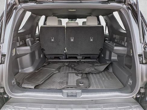 Used 2025 Toyota 4Runner SR5 image 7