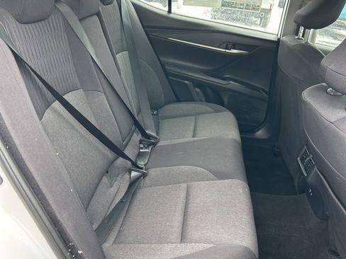 Used 2025 Toyota Camry LE image 27