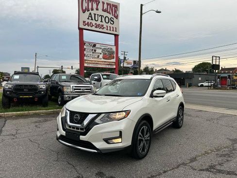Used 2018 Nissan Rogue SL AWD/4WD image 9