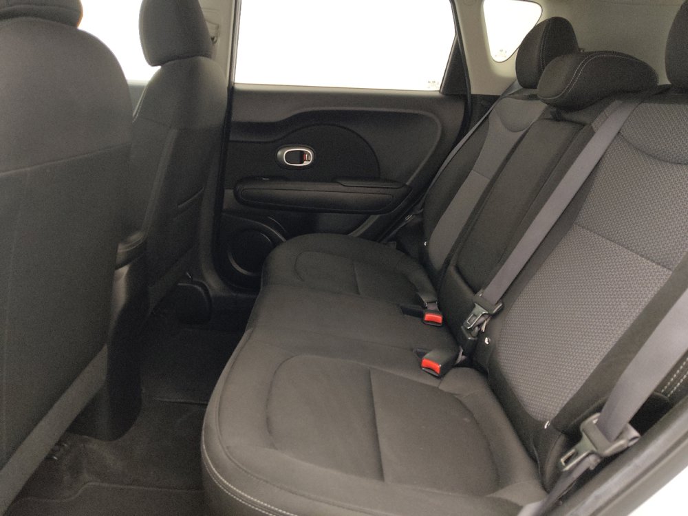 Used 2019 Kia Soul + FWD image 18