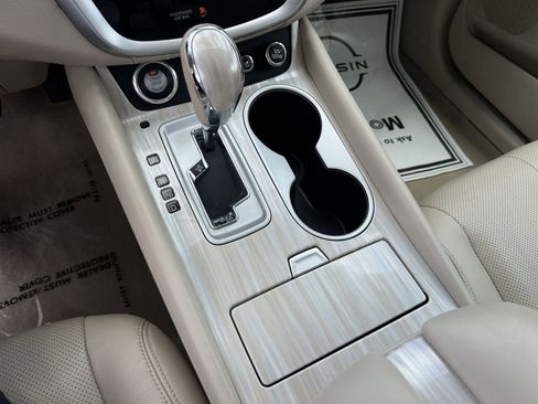Used 2015 Nissan Murano Platinum w/ Platinum Technology Package FWD image 15