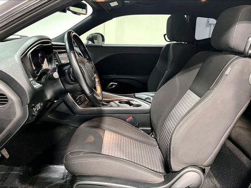 Used 2022 Dodge Challenger SXT w/ Blacktop Package image 31