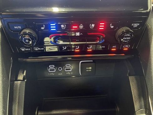 Used 2025 Jeep Grand Cherokee Summit w/ Obsidian Package AWD/4WD image 27