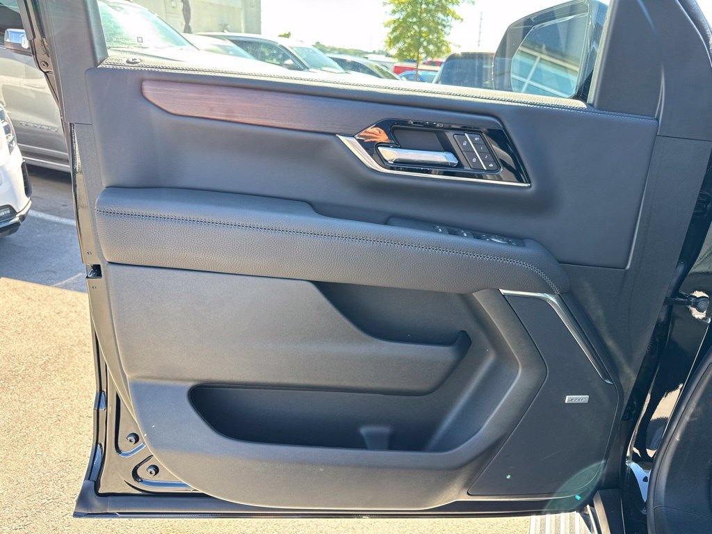 New 2026 GMC Yukon Denali AWD/4WD image 11