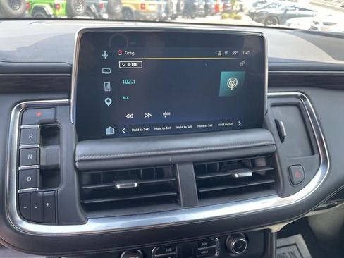 Used 2023 Chevrolet Suburban Z71 w/ Luxury Package AWD/4WD image 23