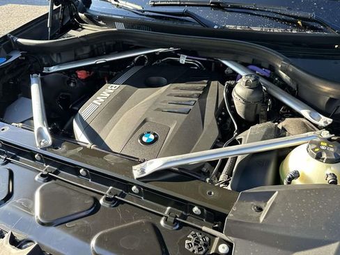 Certified 2026 BMW X7 xDrive40i w/ M Sport Package image 17