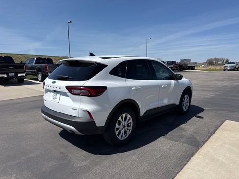 Used 2025 Ford Escape Active AWD/4WD image 5