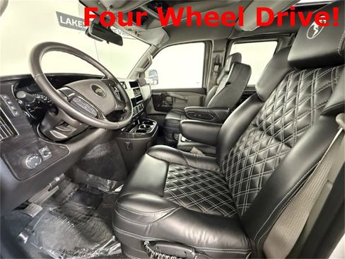 New 2024 Chevrolet Express 2500 Extended image 33