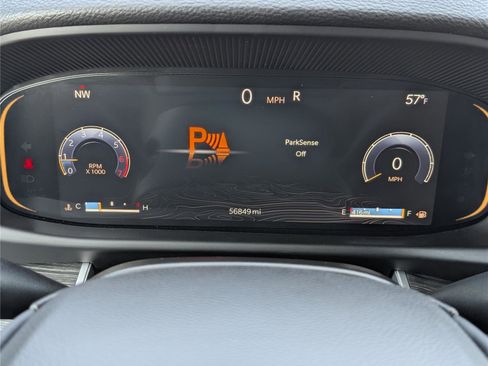 Used 2024 Jeep Wagoneer L Series II w/ Flexible Seating Group image 37