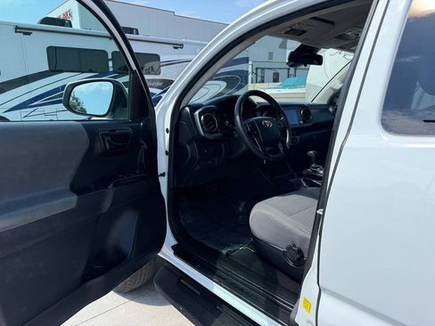 Used 2023 Toyota Tacoma SR AWD/4WD image 15