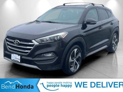 Used 2017 Hyundai Tucson Sport image 1