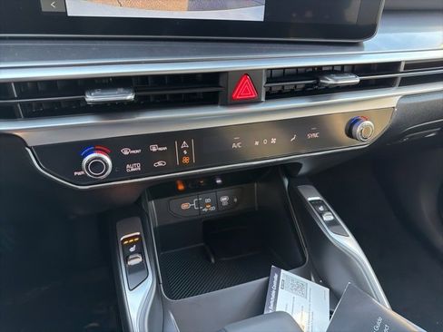 New 2026 Kia Sorento S image 16