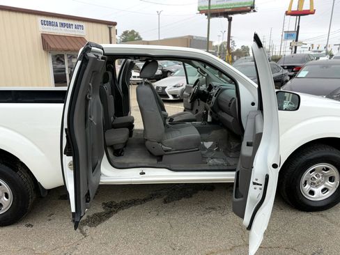 Used 2016 Nissan Frontier S image 29