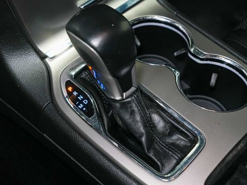 Used 2021 Jeep Grand Cherokee Limited w/ Luxury Group II RWD image 15