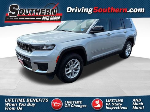 Used 2023 Jeep Grand Cherokee L Laredo RWD image 1