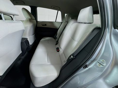 Used 2024 Toyota Corolla Cross LE FWD image 27