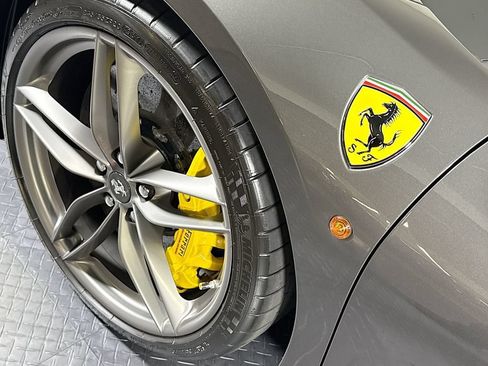 Used 2019 Ferrari 488 Spider RWD image 26