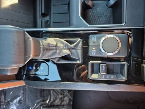 Used 2026 Toyota Tundra SR5 w/ SR5 Convenience Package AWD/4WD image 25
