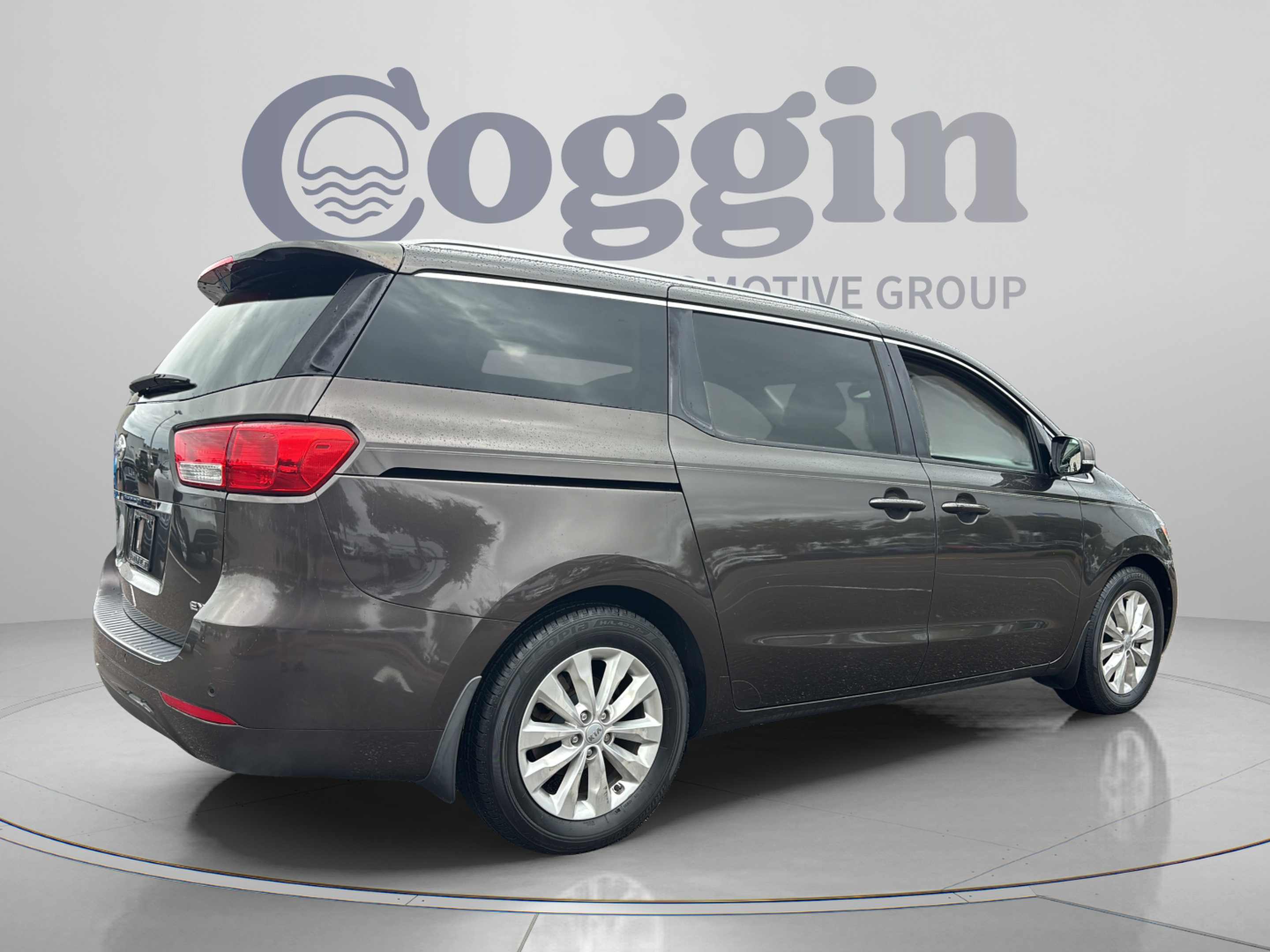 Used 2018 Kia Sedona EX FWD image 5