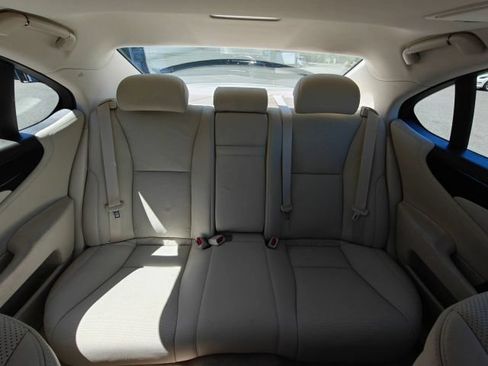 Used 2007 Lexus LS 460 RWD image 33