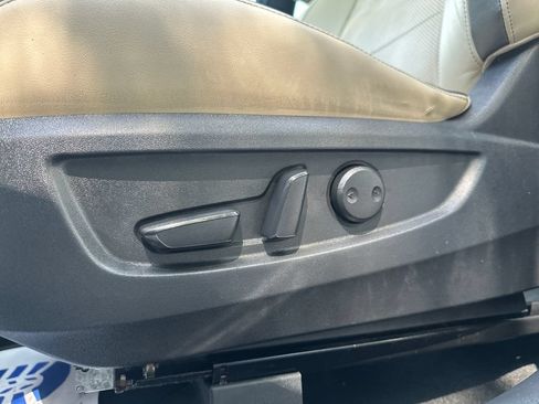 Used 2020 INFINITI QX50 Essential w/ Convenience Package AWD/4WD image 9