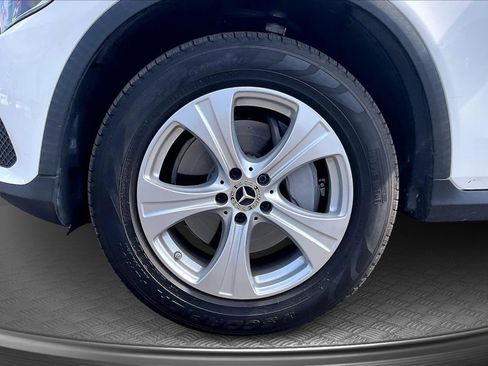 Used 2018 Mercedes-Benz GLC 300 image 9