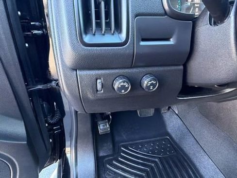 Used 2021 Chevrolet Colorado LT w/ Safety Package image 31